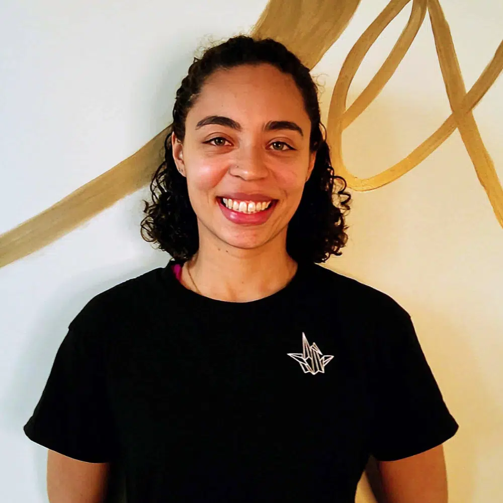 Alex Medeiros (she/her)